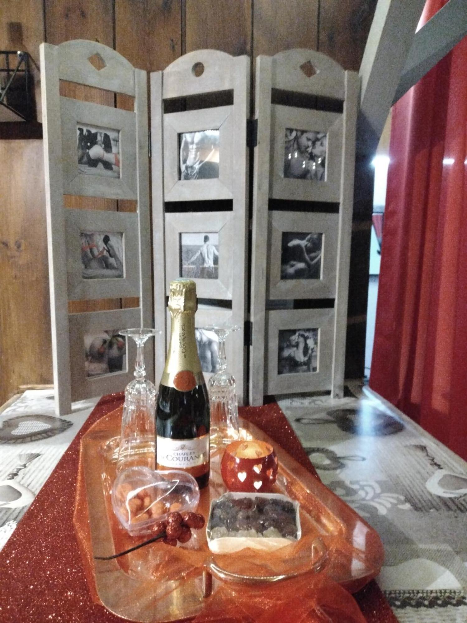 Le Love Chalet Des Alpes Guillestre Exterior photo